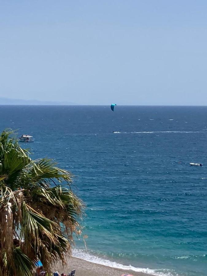 Apartmán Soffio Dal Mare Letojanni Exteriér fotografie